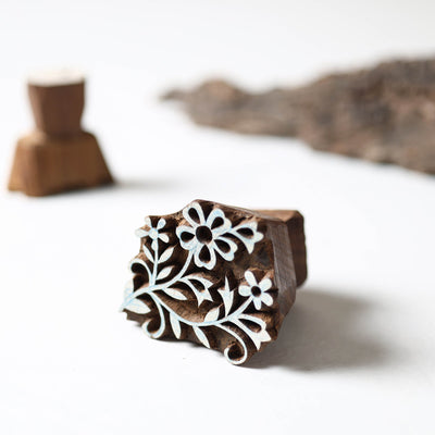  Hand-carved Teak Wood Block by Gangadhar Online in India l iTokri.com 