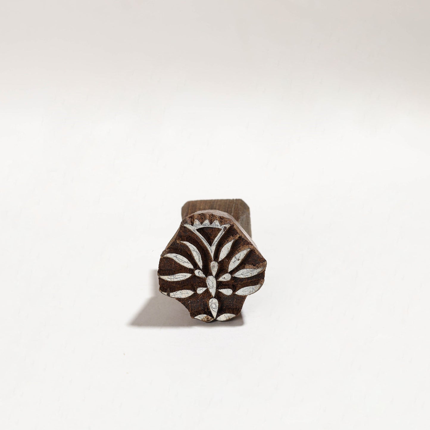  Hand-carved Teak Wood Block by Gangadhar (Medium) 86 Online in India l iTokri.com 