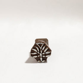  Hand-carved Teak Wood Block by Gangadhar (Medium) 86 Online in India l iTokri.com 