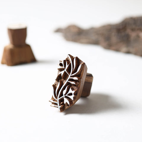  Hand-carved Teak Wood Block by Gangadhar Online in India l iTokri.com 