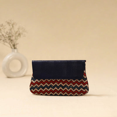 Hand clutch with embossed leather flap 03 - handcrafted