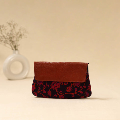Hand clutch with embossed leather flap 07 - handcrafted
