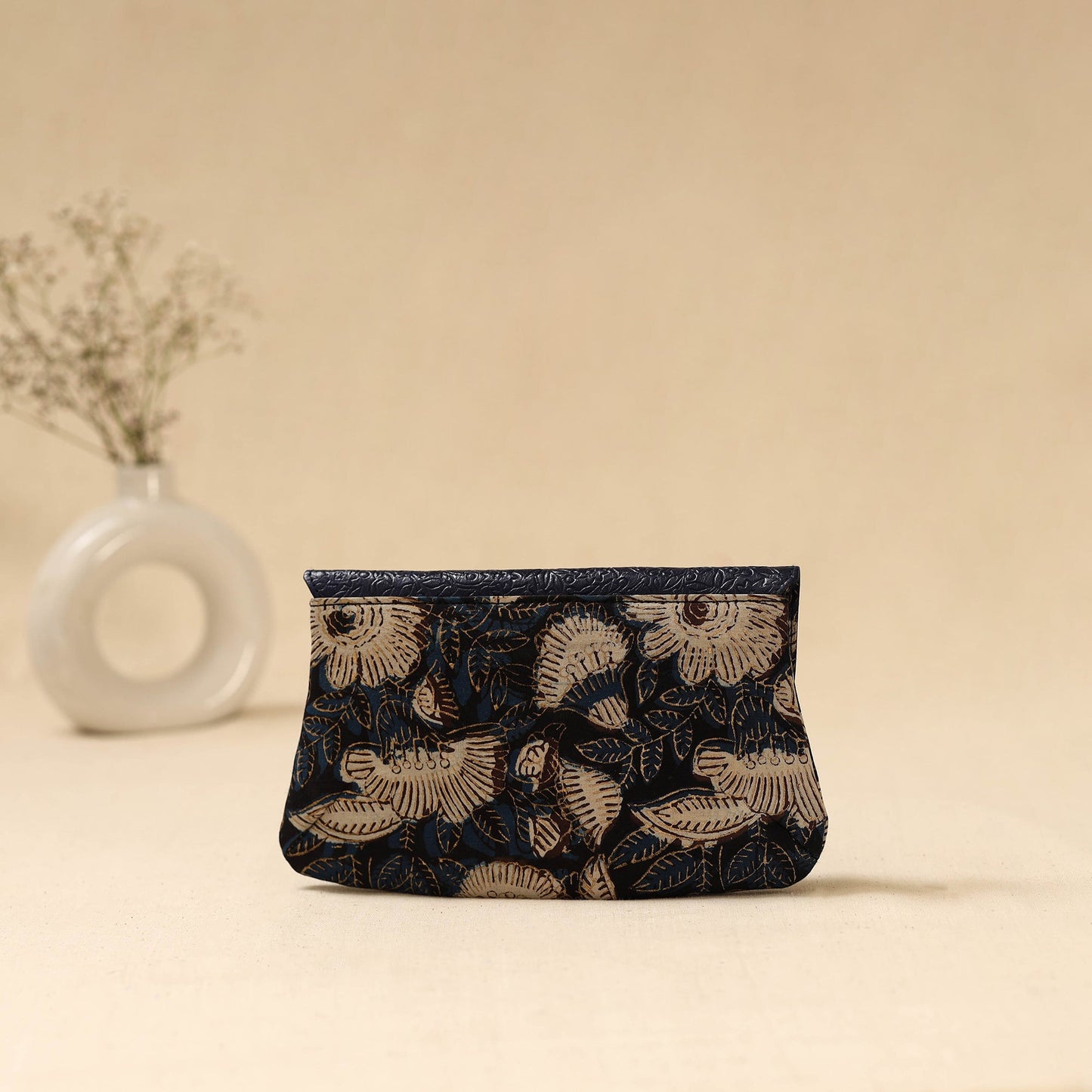 Hand clutch with embossed leather flap 22 - handcrafted