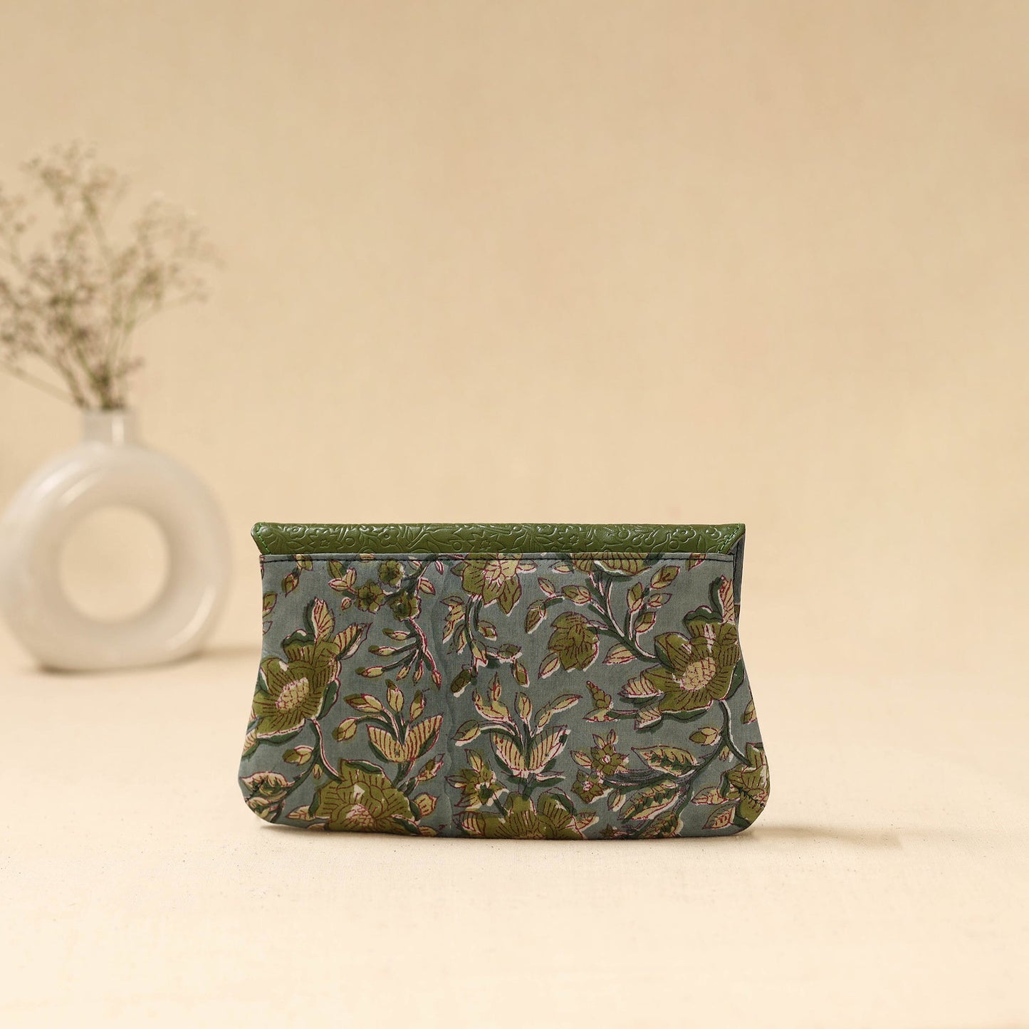 Hand clutch with embossed leather flap 35 - handcrafted