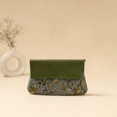 Hand clutch with embossed leather flap 35 - handcrafted