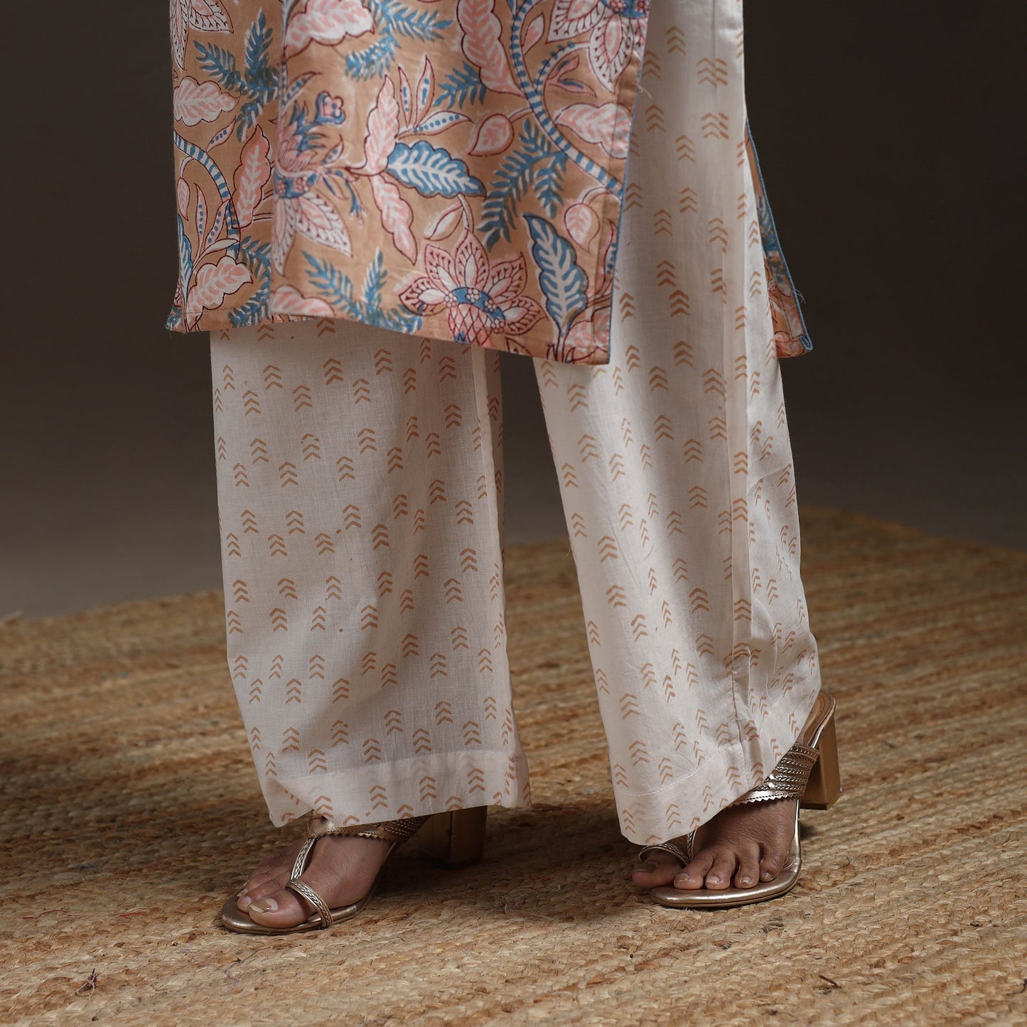 Hand cotton sanganeri suit set with dupatta for women 04