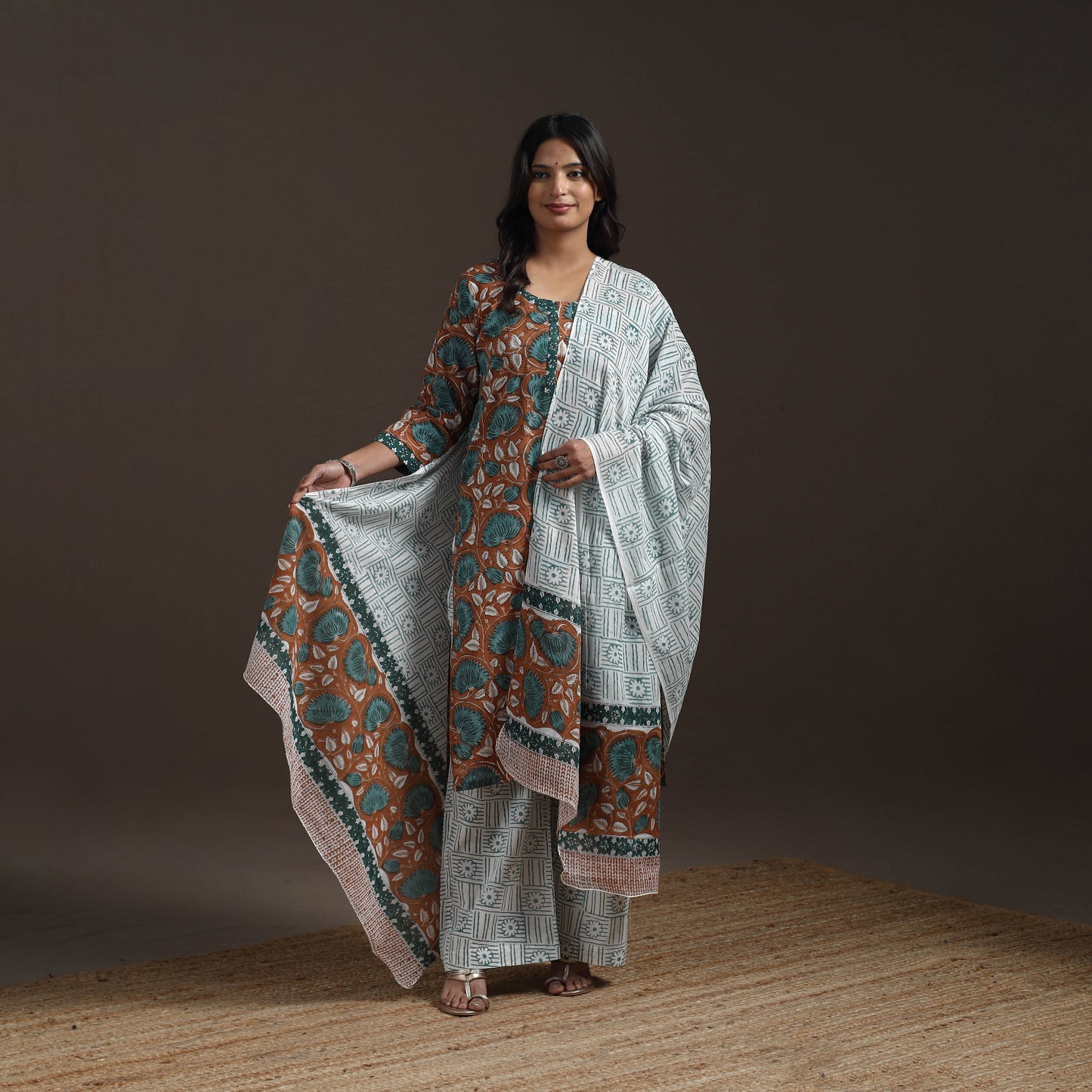 Hand cotton sanganeri suit set with dupatta for women 15