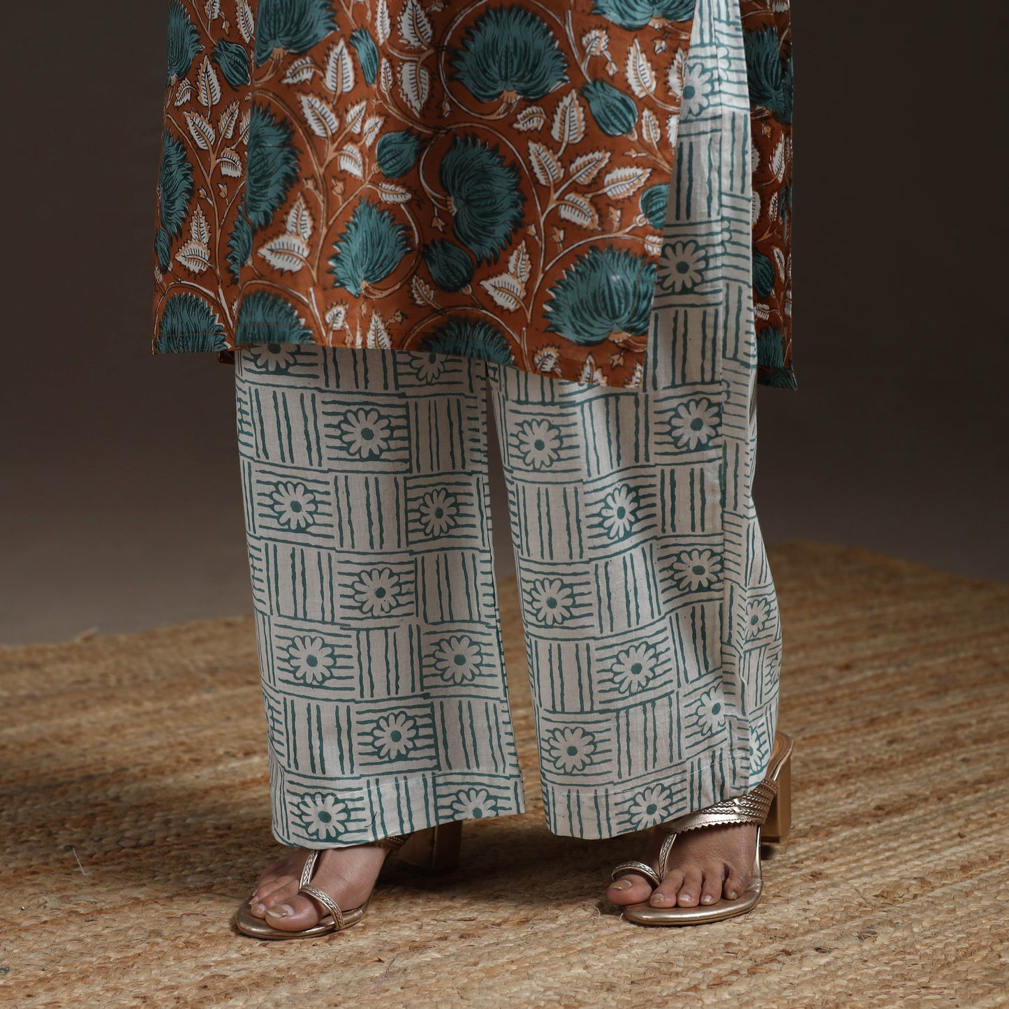 Hand cotton sanganeri suit set with dupatta for women 15