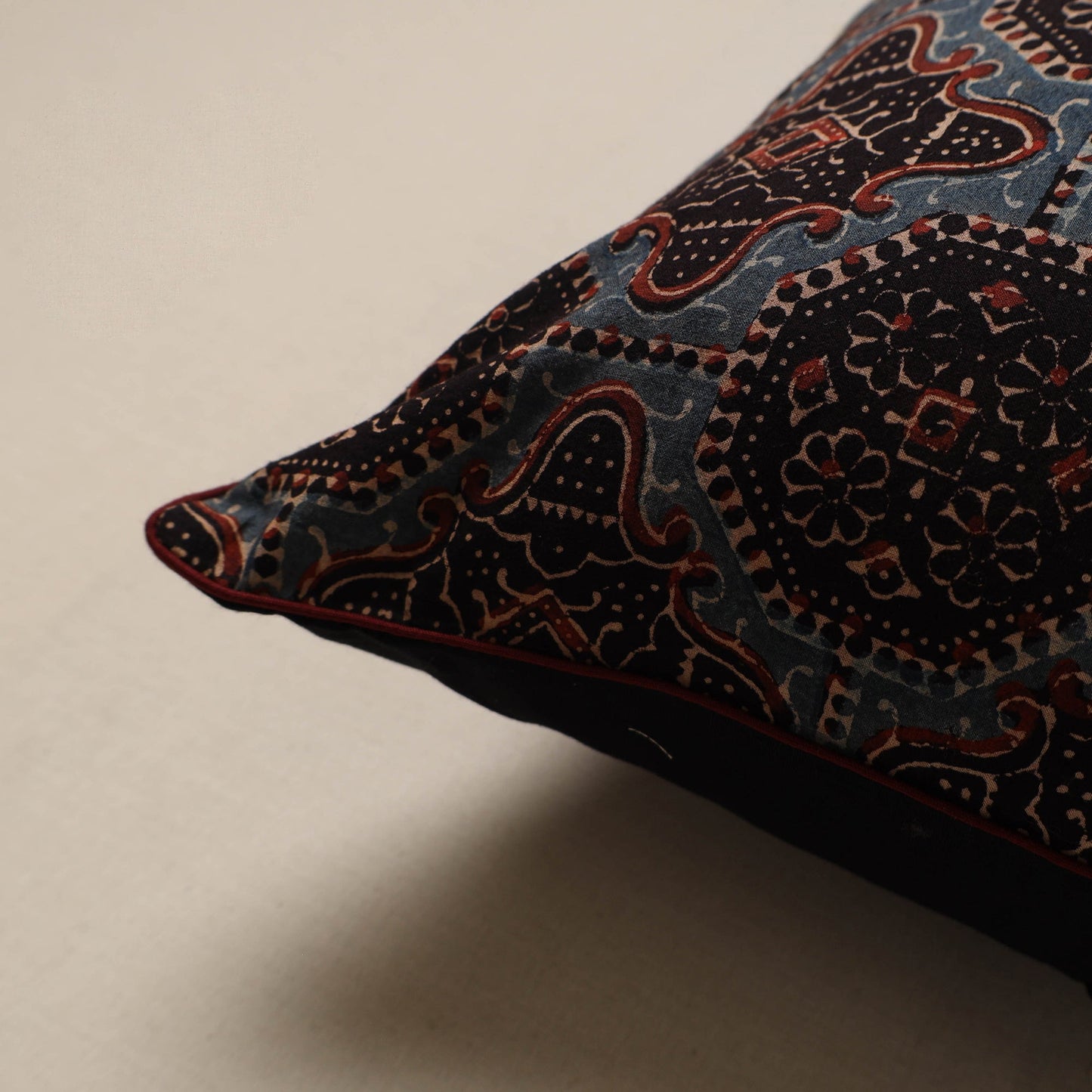 Hand cushion cover 25 - handcrafted