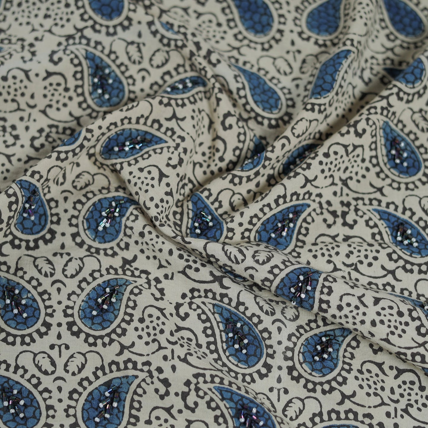 Buy Hand Embroidered Ajrakh Cotton Blouse Piece 27 Online at iTokri.com