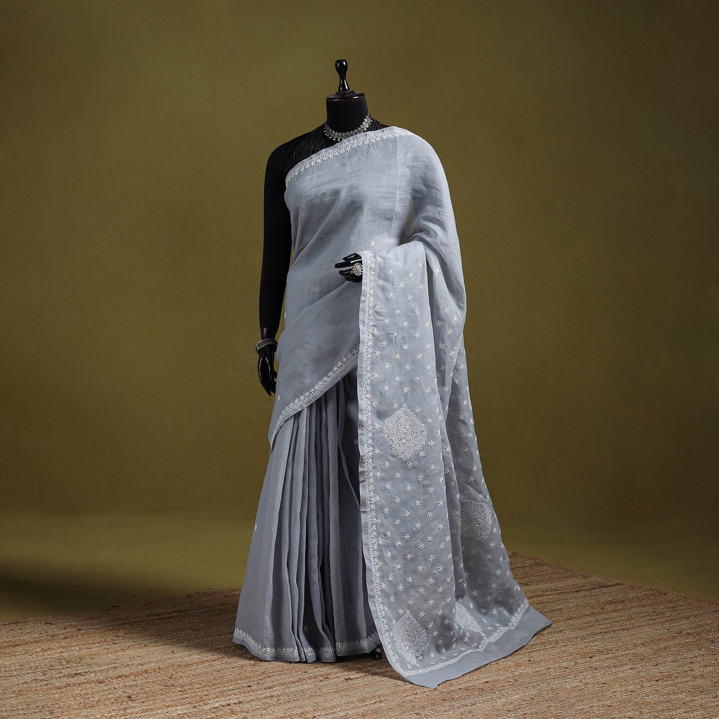 Hand embroidered terivoile cotton lucknow chikan saree 02