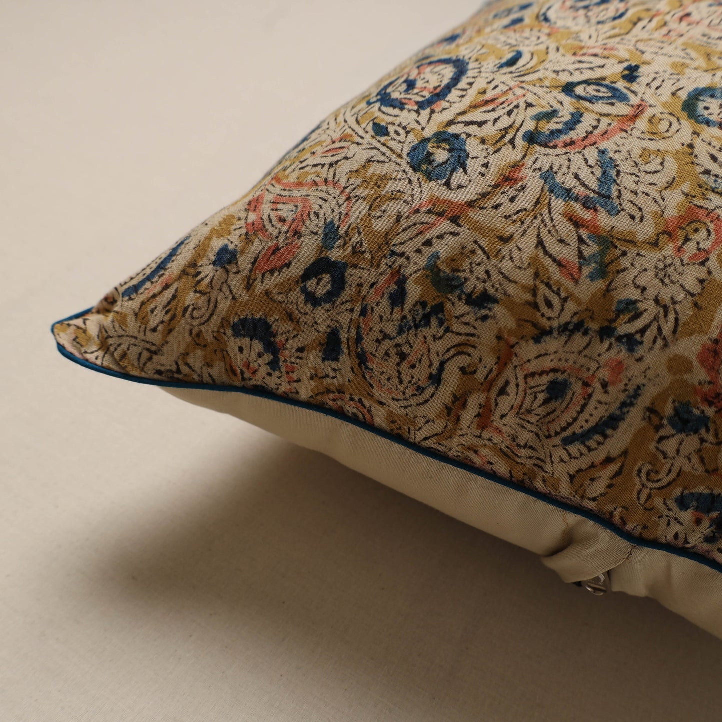 Hand kalamkari cushion cover 44 - handcrafted