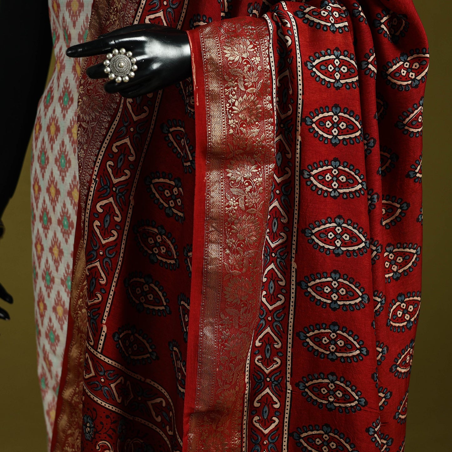 Hand natural dyed dola silk zari border dupatta