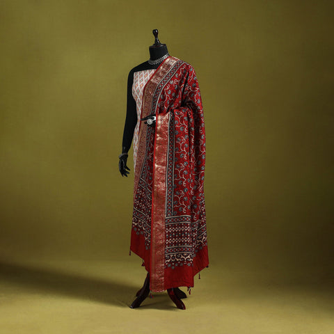 Hand natural dyed dola silk zari border dupatta