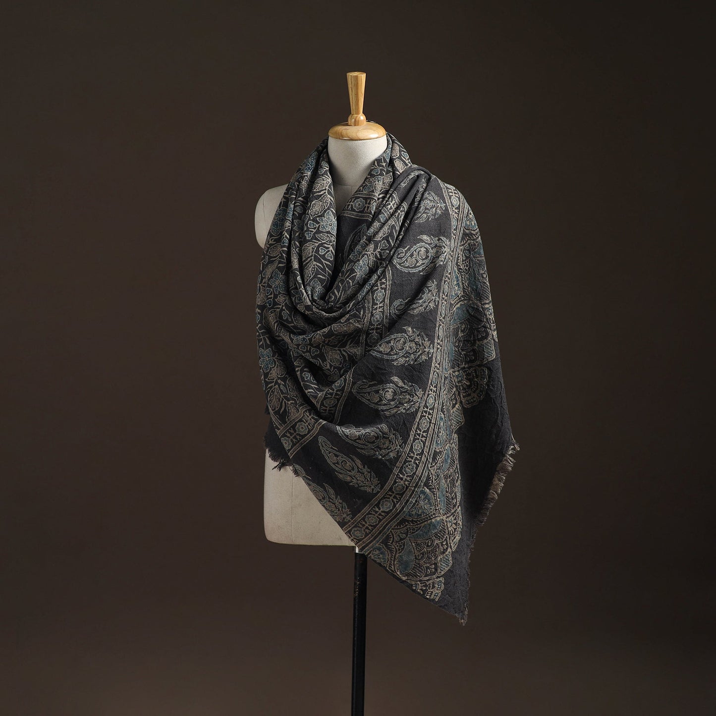 Hand natural dyed handwoven acrylic wool shawl 03