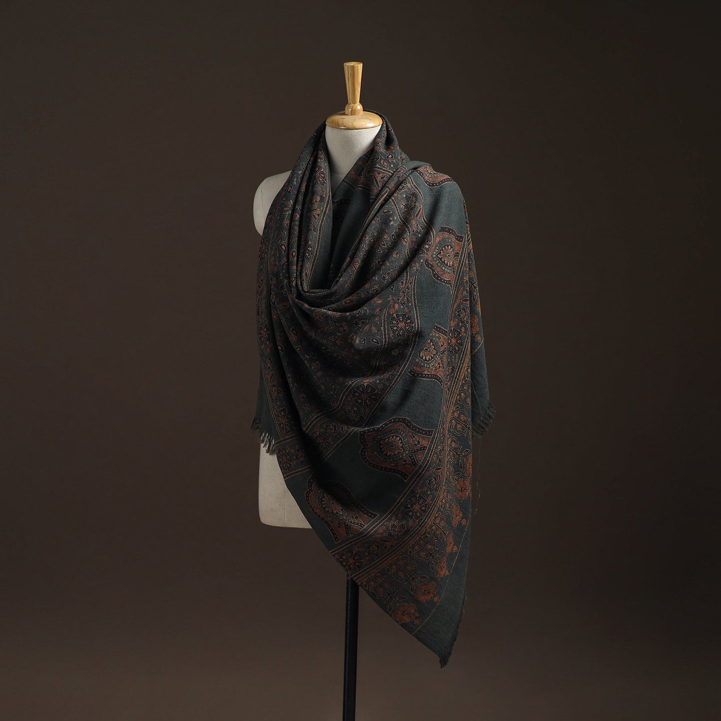 Hand natural dyed handwoven acrylic wool shawl 05