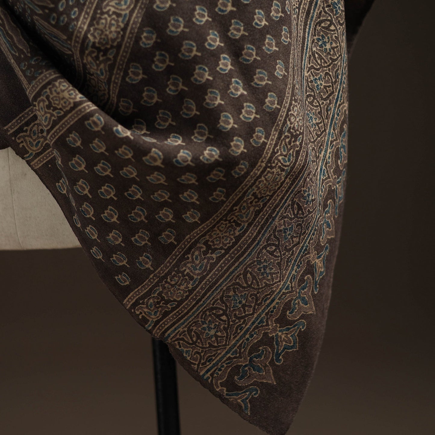 Hand natural dyed handwoven acrylic wool shawl 06