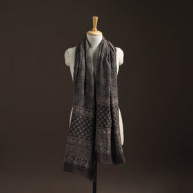 Hand natural dyed handwoven acrylic wool shawl 06