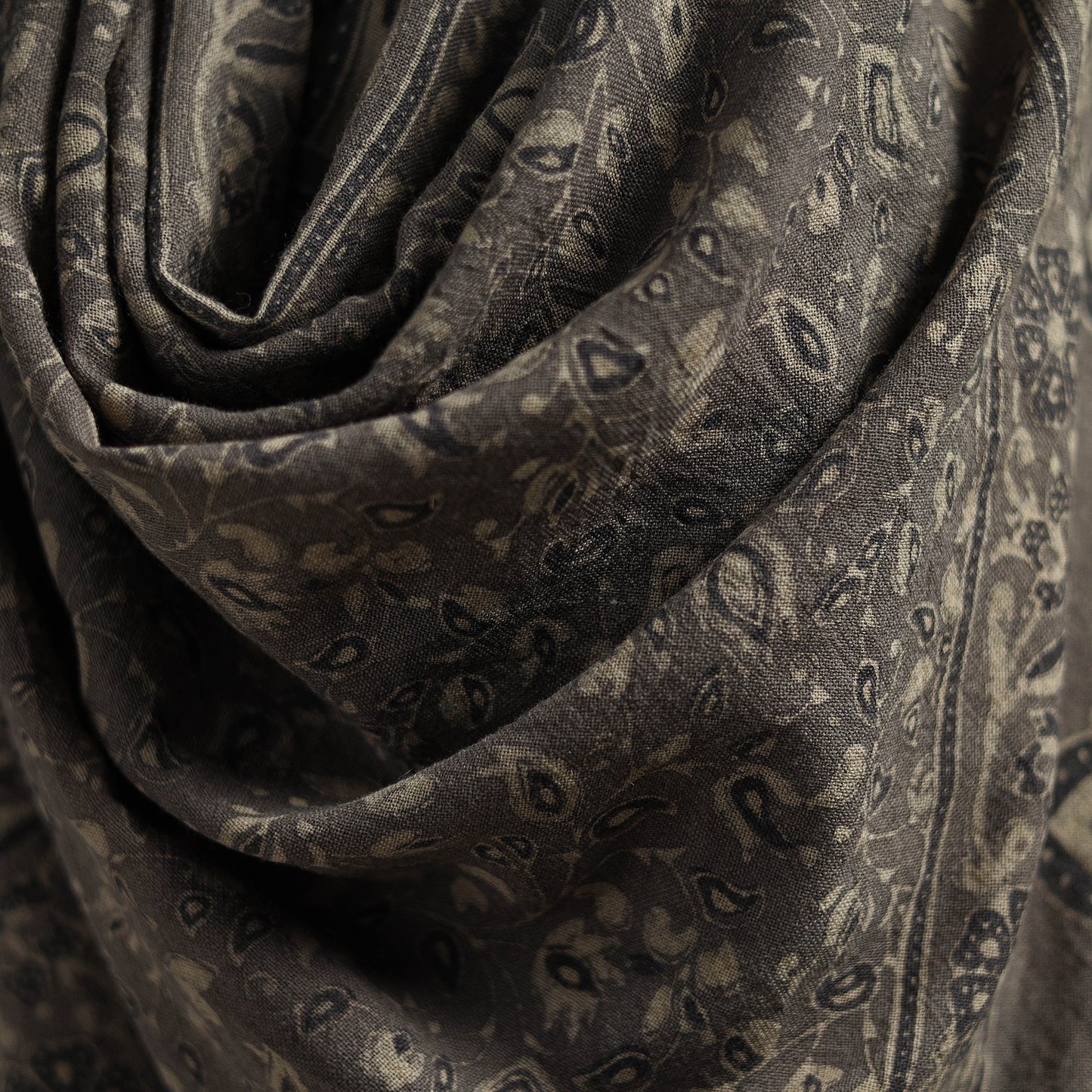 Hand natural dyed handwoven acrylic wool shawl 07