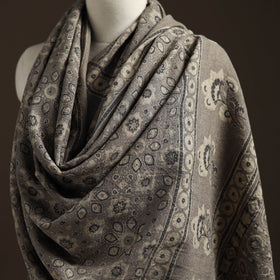 Hand natural dyed handwoven acrylic wool shawl 19