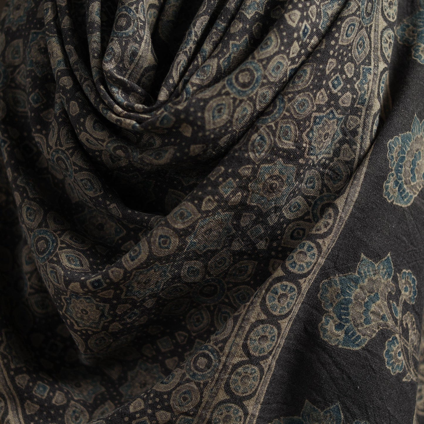 Hand natural dyed handwoven acrylic wool shawl 21