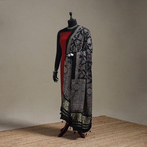 Hand natural dyed modal silk dupatta with lagdi patta 30