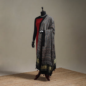 Hand natural dyed modal silk dupatta with lagdi patta 32