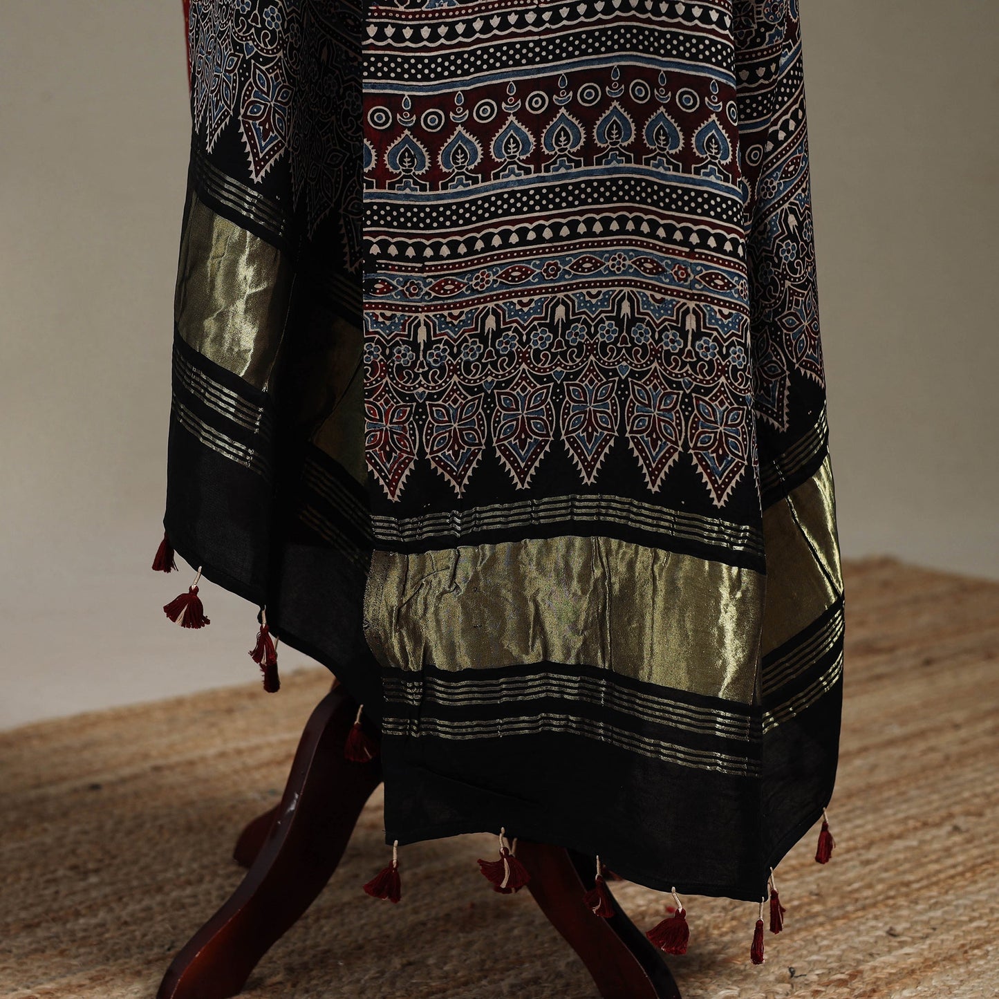 Hand natural dyed modal silk dupatta with lagdi patta 35