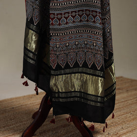 Hand natural dyed modal silk dupatta with lagdi patta 35