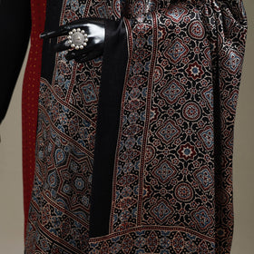 Hand natural dyed modal silk dupatta with lagdi patta 40