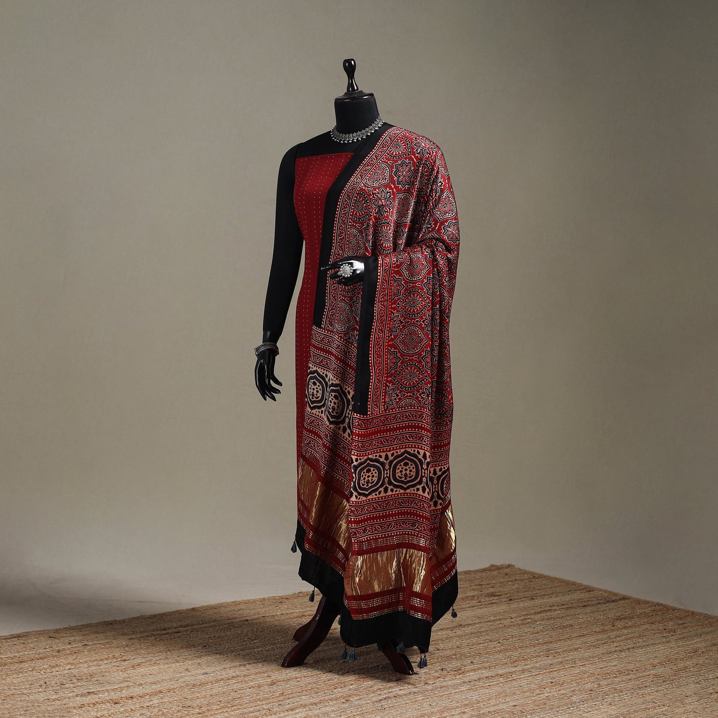 Hand natural dyed modal silk dupatta with lagdi patta 42