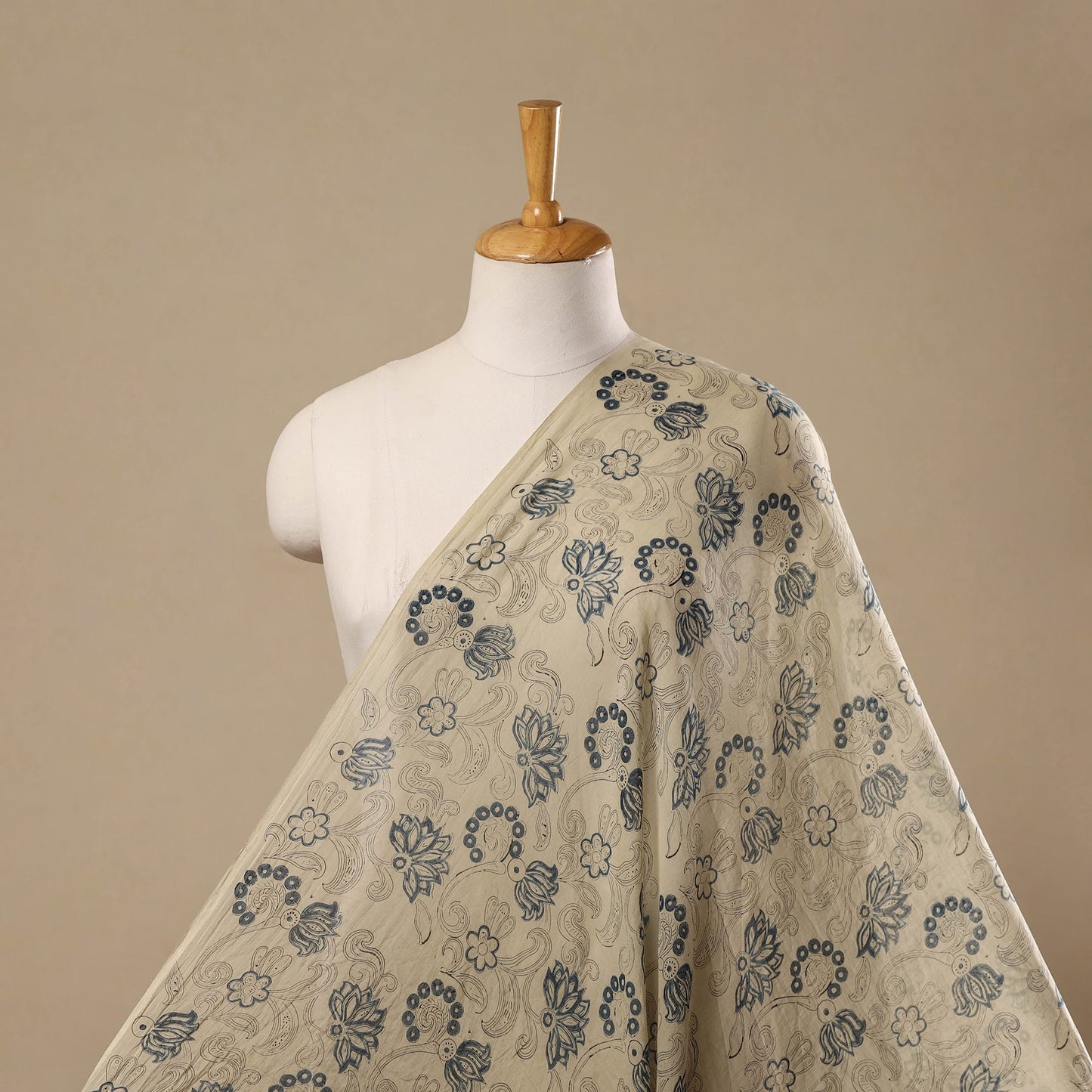 Hand pure mul cotton natural dyed fabric 01 - handcrafted