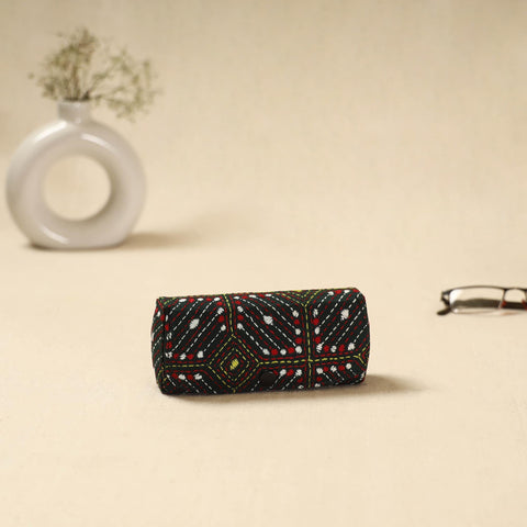 Handcrafted bengal kantha work spectacle case 06