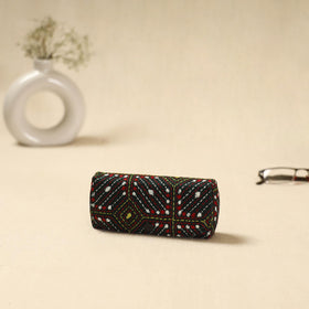 Handcrafted bengal kantha work spectacle case 06