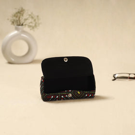Handcrafted bengal kantha work spectacle case 06