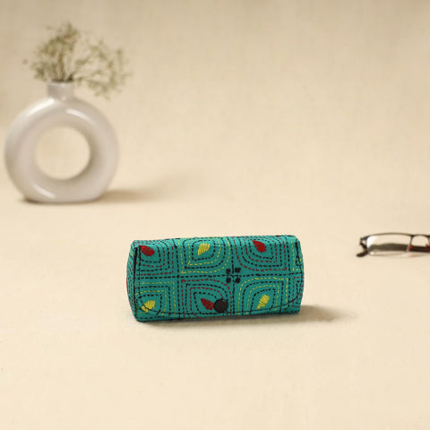Handcrafted bengal kantha work spectacle case 08