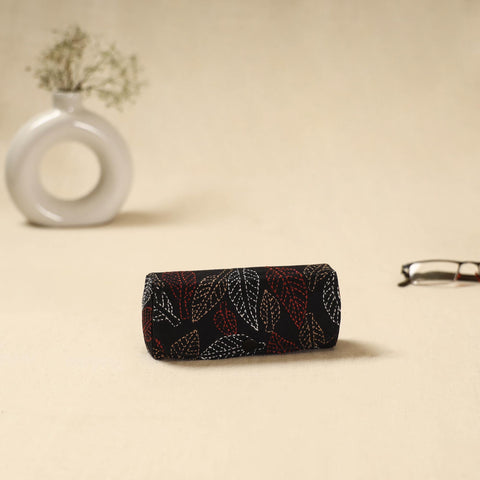 Handcrafted bengal kantha work spectacle case 11