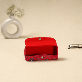 Handcrafted bengal kantha work spectacle case 12