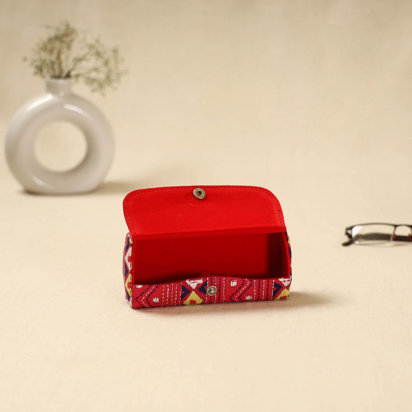 Handcrafted bengal kantha work spectacle case 17