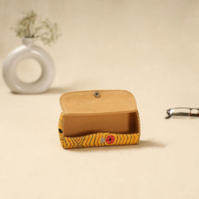 Handcrafted bengal kantha work spectacle case 19