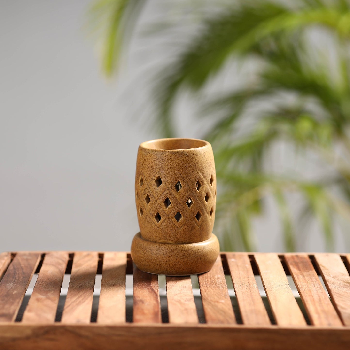  Handcrafted Ceramic Electrical Aroma Diffuser 