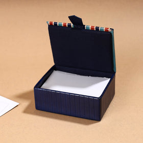  Handcrafted Embossed Leather Card Holder 01