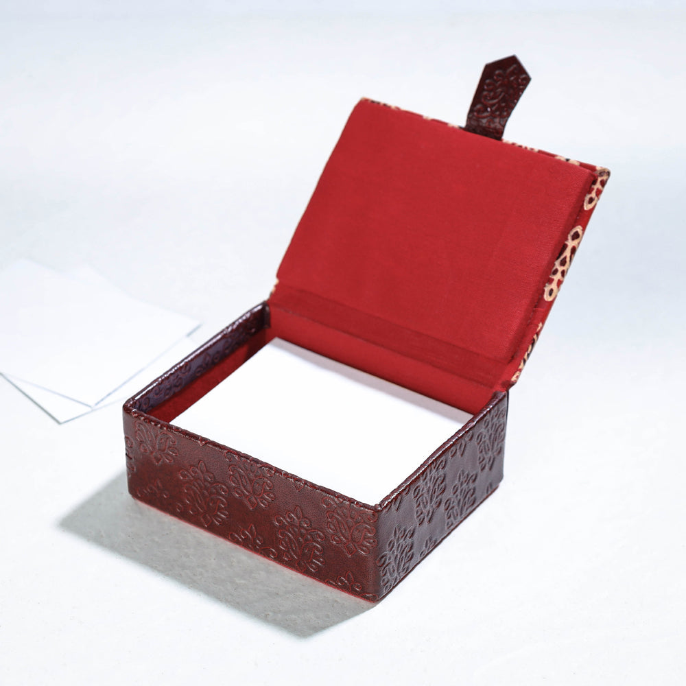  Handcrafted Embossed Leather Card Holder 