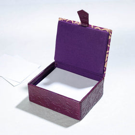  Handcrafted Embossed Leather Card Holder 