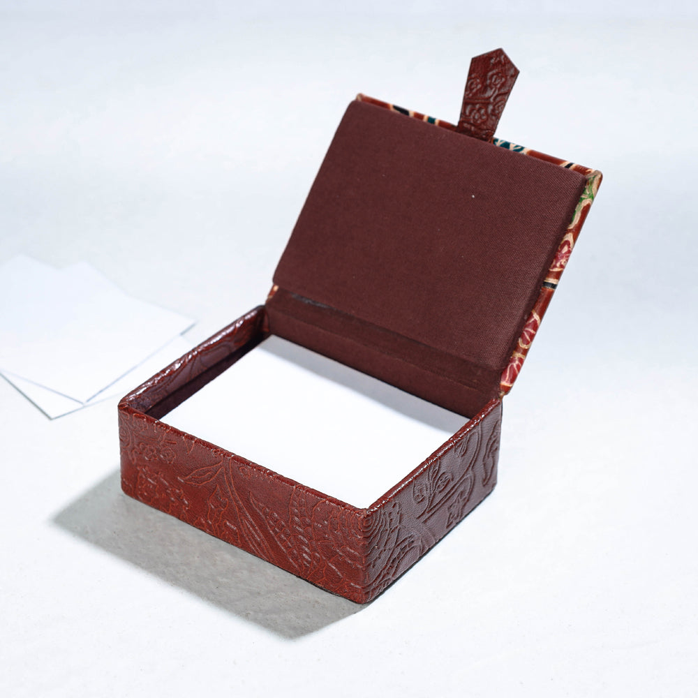  Handcrafted Embossed Leather Card Holder 