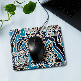  Handcrafted Embossed Leather Mouse Pad 