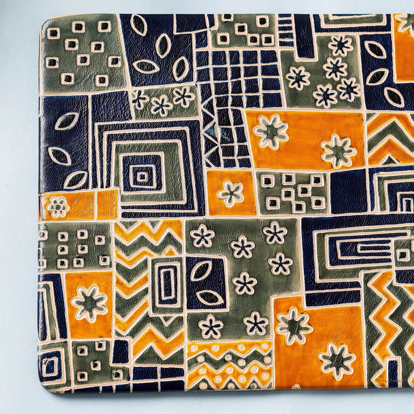  Handcrafted Embossed Leather Mouse Pad 