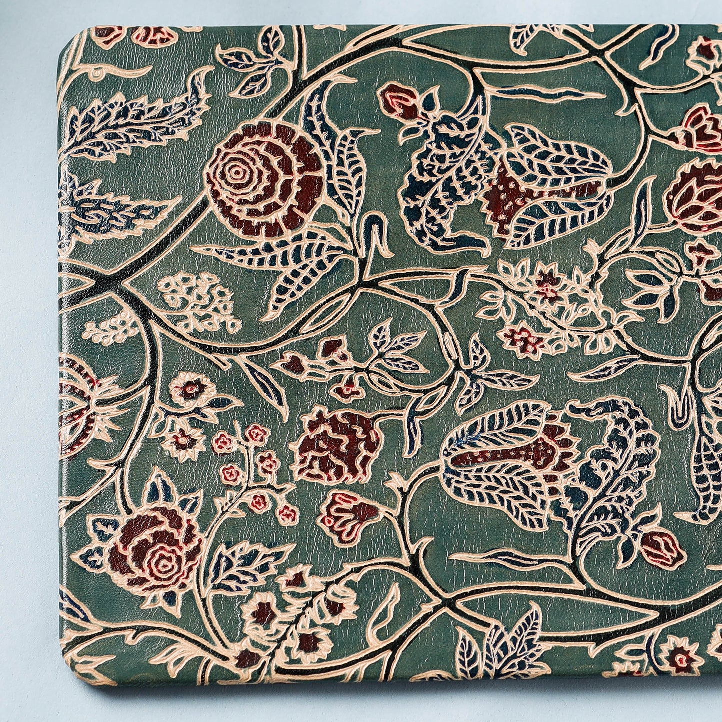  Handcrafted Embossed Leather Mouse Pad 