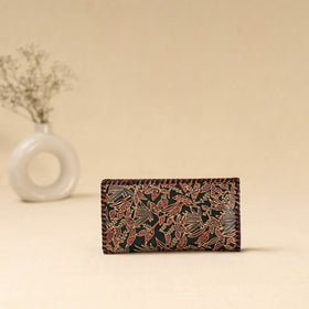 Handcrafted embossed leather wallet 43