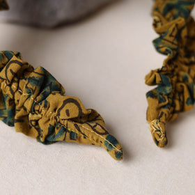 Handcrafted fab artwork hair band 03